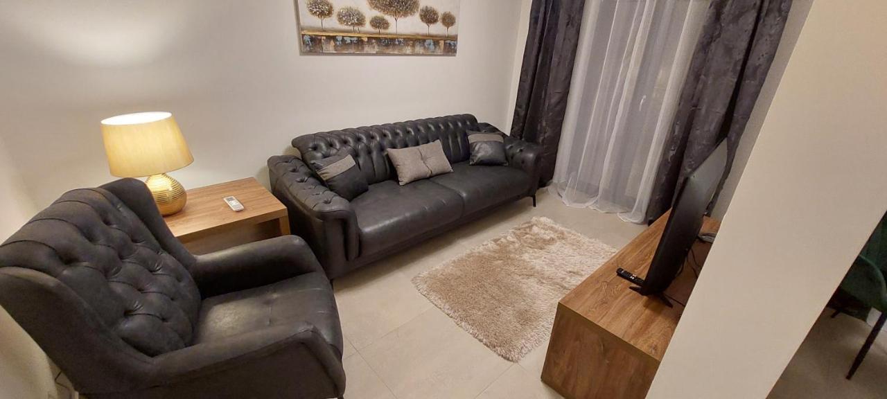 Holiday Apartments Cecilija 苏佩塔斯卡德拉加 外观 照片