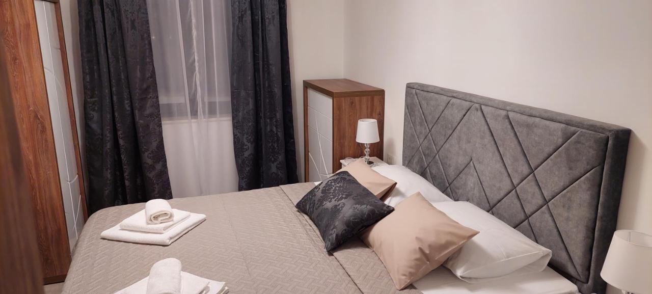 Holiday Apartments Cecilija 苏佩塔斯卡德拉加 外观 照片