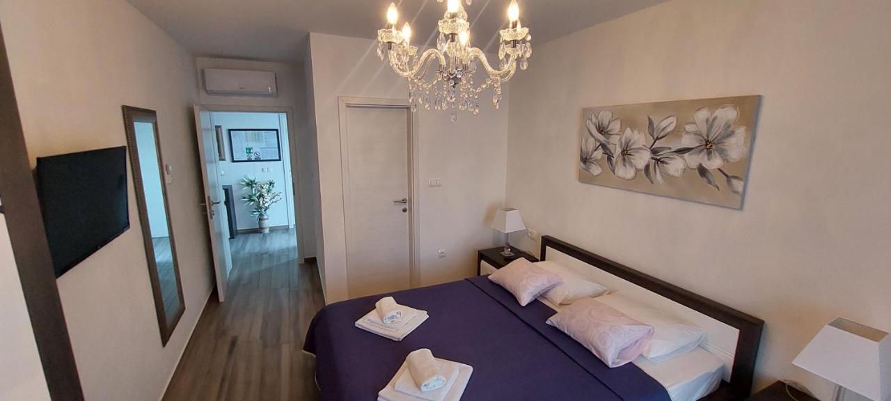 Holiday Apartments Cecilija 苏佩塔斯卡德拉加 外观 照片